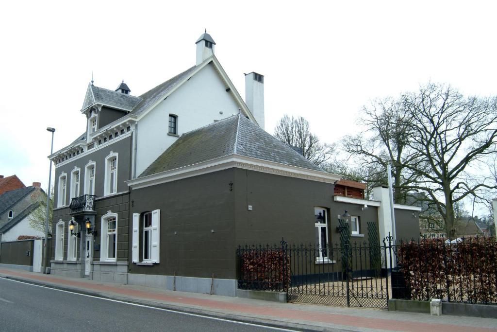 Hotel Villa Tilia 里提 外观 照片